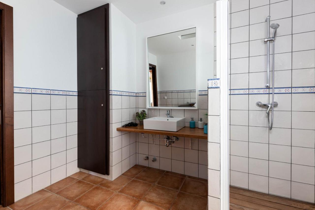 Yourhouse Romani Villa Muro Eksteriør bilde